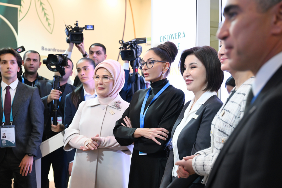 COP29-da Birinci xanımların iştirakı ilə “Gənclər iqlim fəaliyyətlərinin ön cəbhəsində” mövzusunda konfrans keçirilib (FOTO)