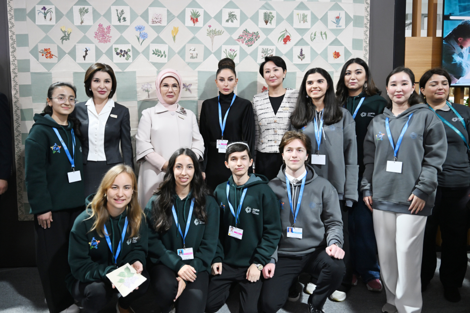 COP29-da Birinci xanımların iştirakı ilə “Gənclər iqlim fəaliyyətlərinin ön cəbhəsində” mövzusunda konfrans keçirilib (FOTO)