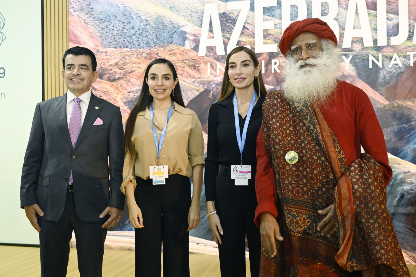 COP29 çərçivəsində Heydər Əliyev Fondunun “Azərbaycan. Təbiətin sehrində” nəşri təqdim edilib (FOTO/VİDEO)