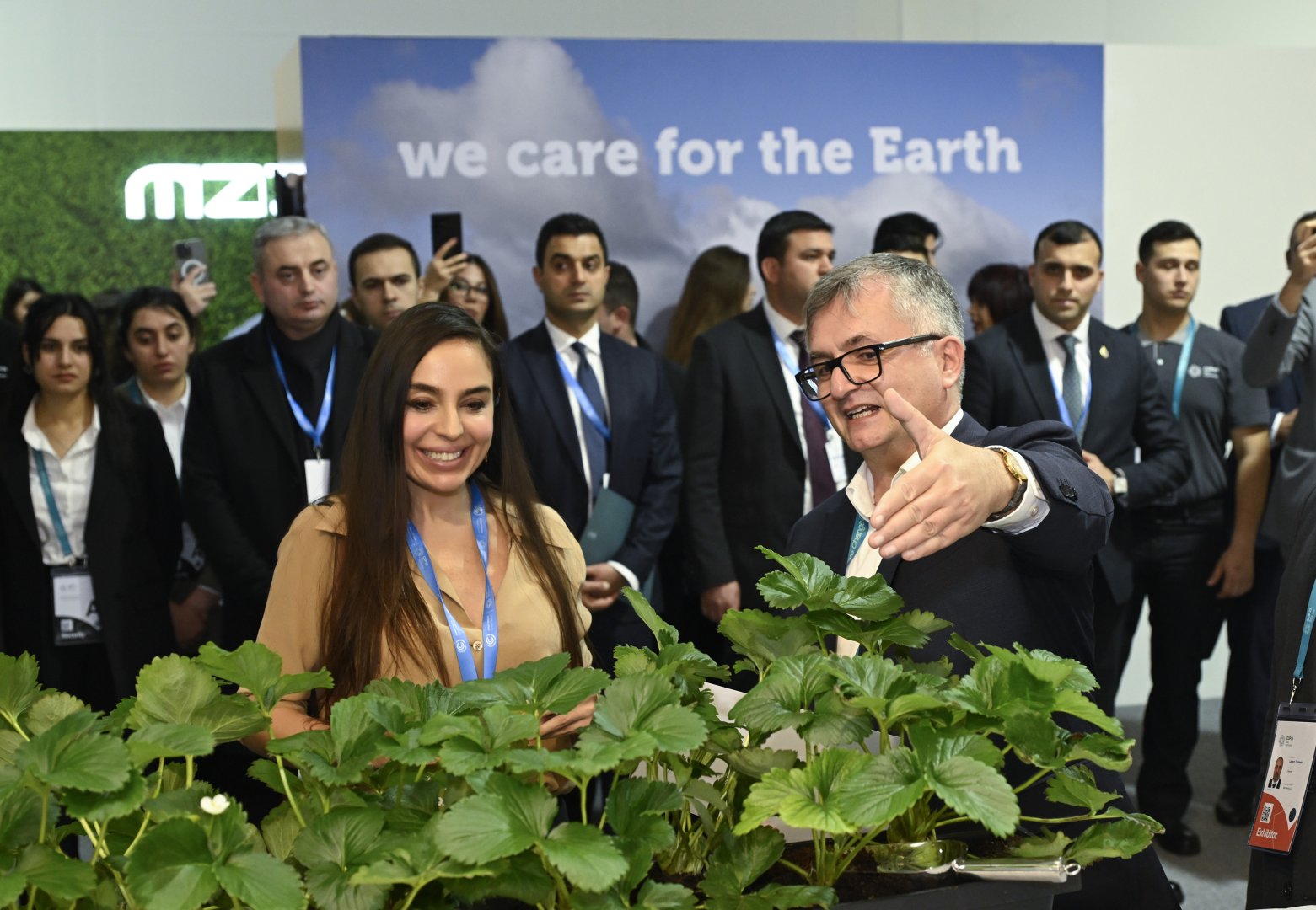COP29 çərçivəsində Heydər Əliyev Fondunun “Azərbaycan. Təbiətin sehrində” nəşri təqdim edilib (FOTO/VİDEO)