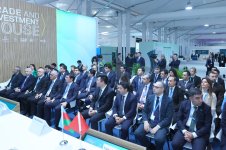 Azərbaycanda elektrik avtobusların istehsalının qurulması və ehtiyat hissələrinin lokallaşdırılmasına dair sənəd imzalanıb (FOTO)