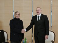 Prezident İlham Əliyev Pakistanın Baş naziri ilə görüşüb (FOTO/VİDEO) (YENİLƏNİB)