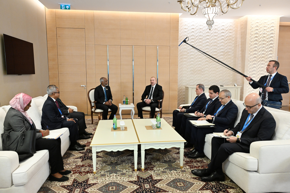 Prezident İlham Əliyev Maldiv Prezidenti ilə görüşüb (FOTO/VİDEO) (YENİLƏNİB)