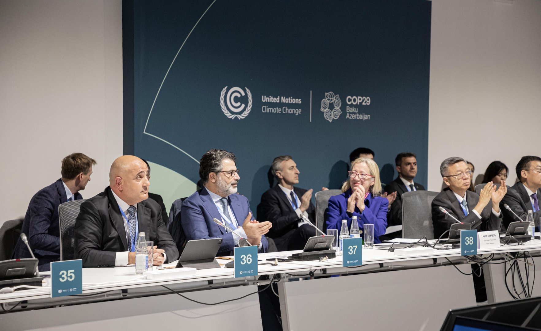ARDNF və SFBF COP29 çərçivəsində “Enerji keçidinin maliyyələşdirilməsində suveren sərvət fondlarının rolu” mövzusunda yüksək səviyyəli panel keçirib (FOTO)
