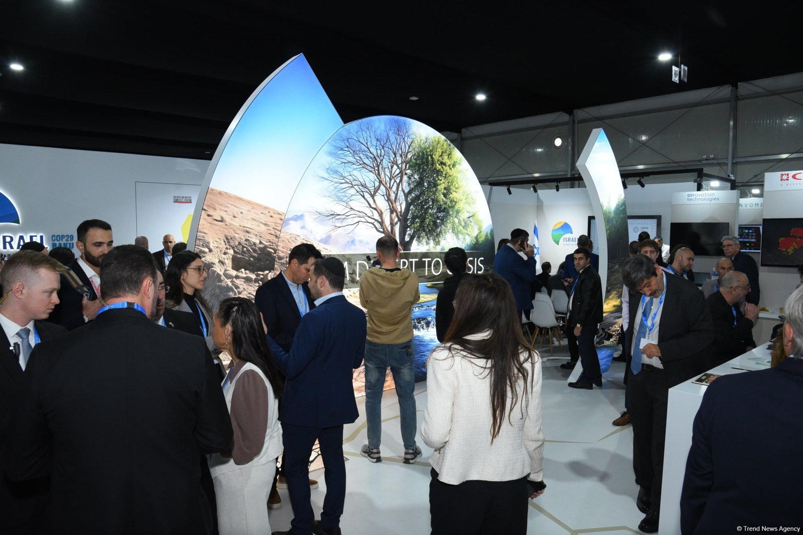 COP29 məkanında pavilyonlardan FOTOREPORTAJ