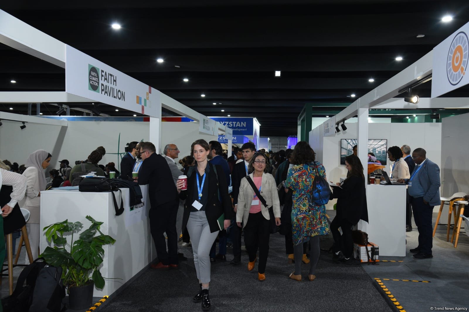 COP29 məkanında pavilyonlardan FOTOREPORTAJ