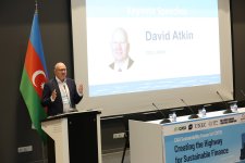 UNEC-də keçirilən CASI Davamlı Maliyyə Forumu uğurla başa çatıb (FOTO)