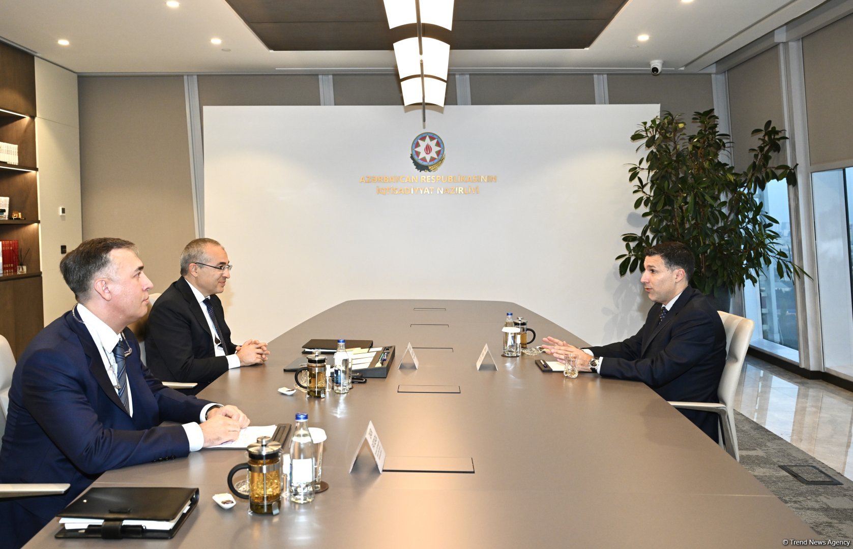 Eqmont Qrupu ilə potensial sahələrdə əməkdaşlıq məsələləri müzakirə edilib (FOTO)