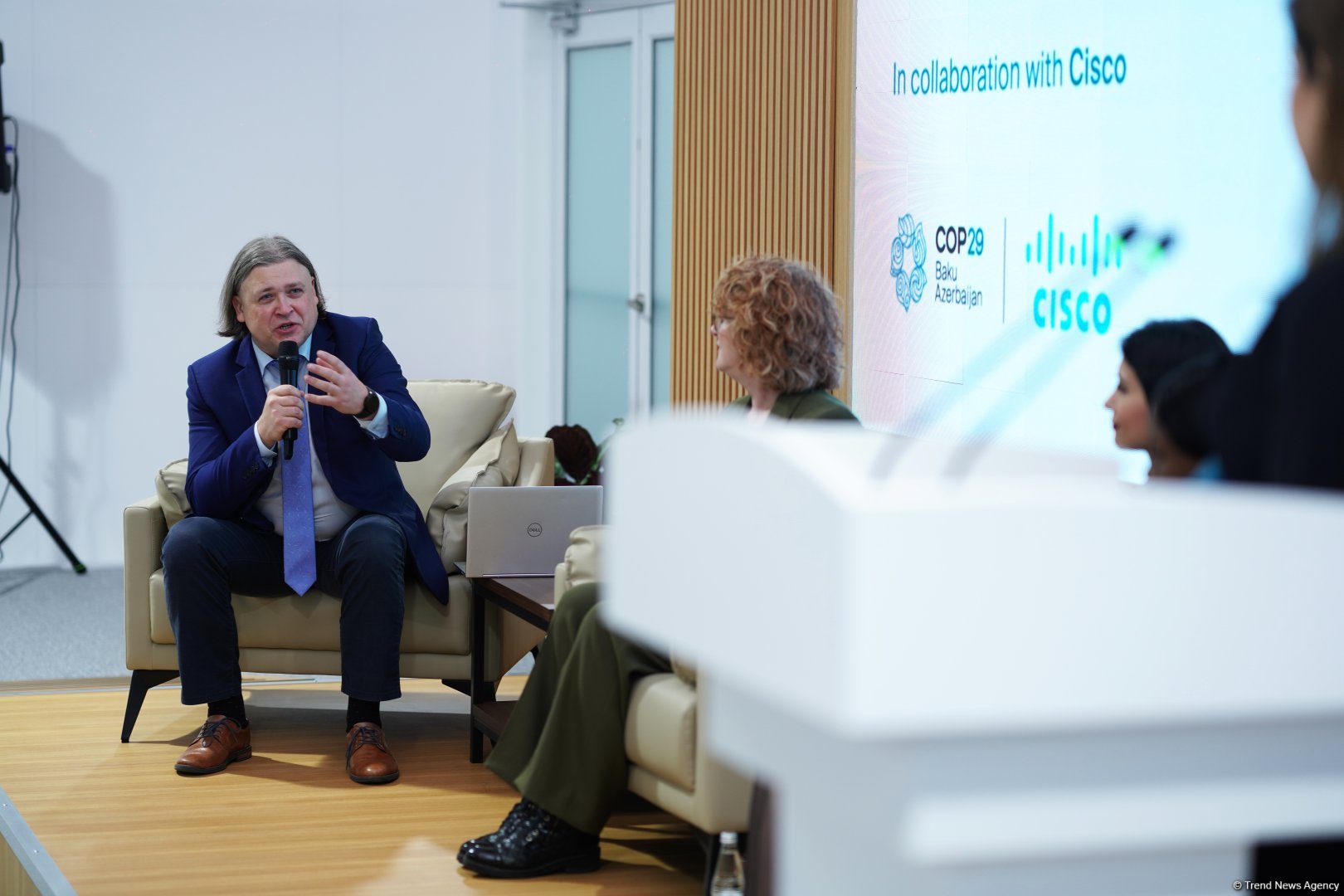 COP29-un Yaşıl Zonasında “Rəqəmsal iqlim inqilabı üçün gənclərin səlahiyyətləndirilməsi” mövzusunda panel sessiyası keçirilib (FOTO)