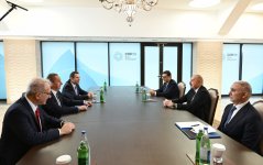 Prezident İlham Əliyev Beynəlxalq Kanoe, Avarçəkmə və Draqon Qayıqları federasiyalarının prezidentləri ilə görüşüb (FOTO/VİDEO) (YENİLƏNİB)