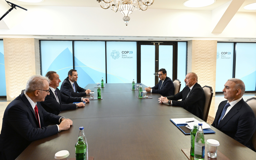 Prezident İlham Əliyev Beynəlxalq Kanoe, Avarçəkmə və Draqon Qayıqları federasiyalarının prezidentləri ilə görüşüb (FOTO/VİDEO) (YENİLƏNİB)