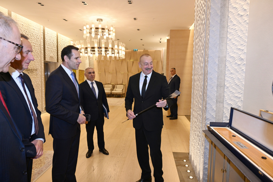 Prezident İlham Əliyev Beynəlxalq Kanoe, Avarçəkmə və Draqon Qayıqları federasiyalarının prezidentləri ilə görüşüb (FOTO/VİDEO) (YENİLƏNİB)