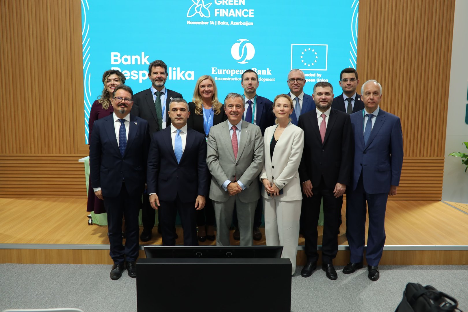 Bank Respublika və EBRD COP29 çərçivəsində yaşıl kredit sazişi imzalayıb (FOTO)