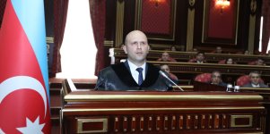 Yeni təyin olunmuş hakimlər Ali Məhkəmədə and içiblər (FOTO)