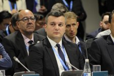 COP29-da Yaşıl tikinti və binalarda enerji səmərəliliyi və şəhərlərdə iqlimə davamlılıq mövzusunda Yüksək Səviyyəli Dəyirmi Masa keçirilib (FOTO)