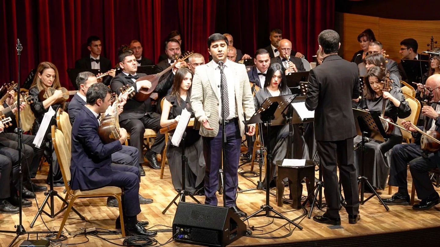 COP29 qonaqları üçün Azərbaycan klassiklərinin əsərləri təqdim olunub - FOTO