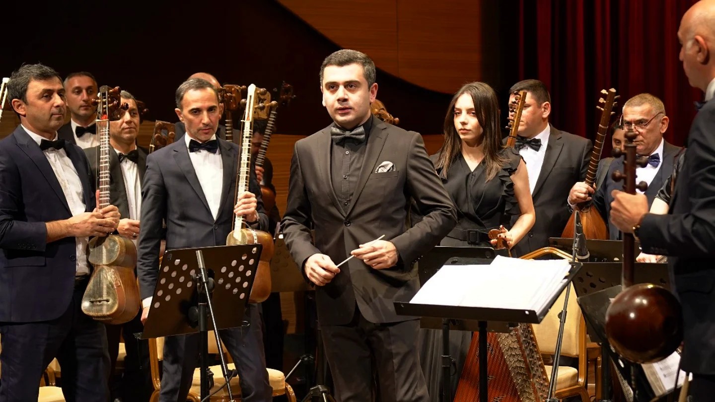 COP29 qonaqları üçün Azərbaycan klassiklərinin əsərləri təqdim olunub - FOTO