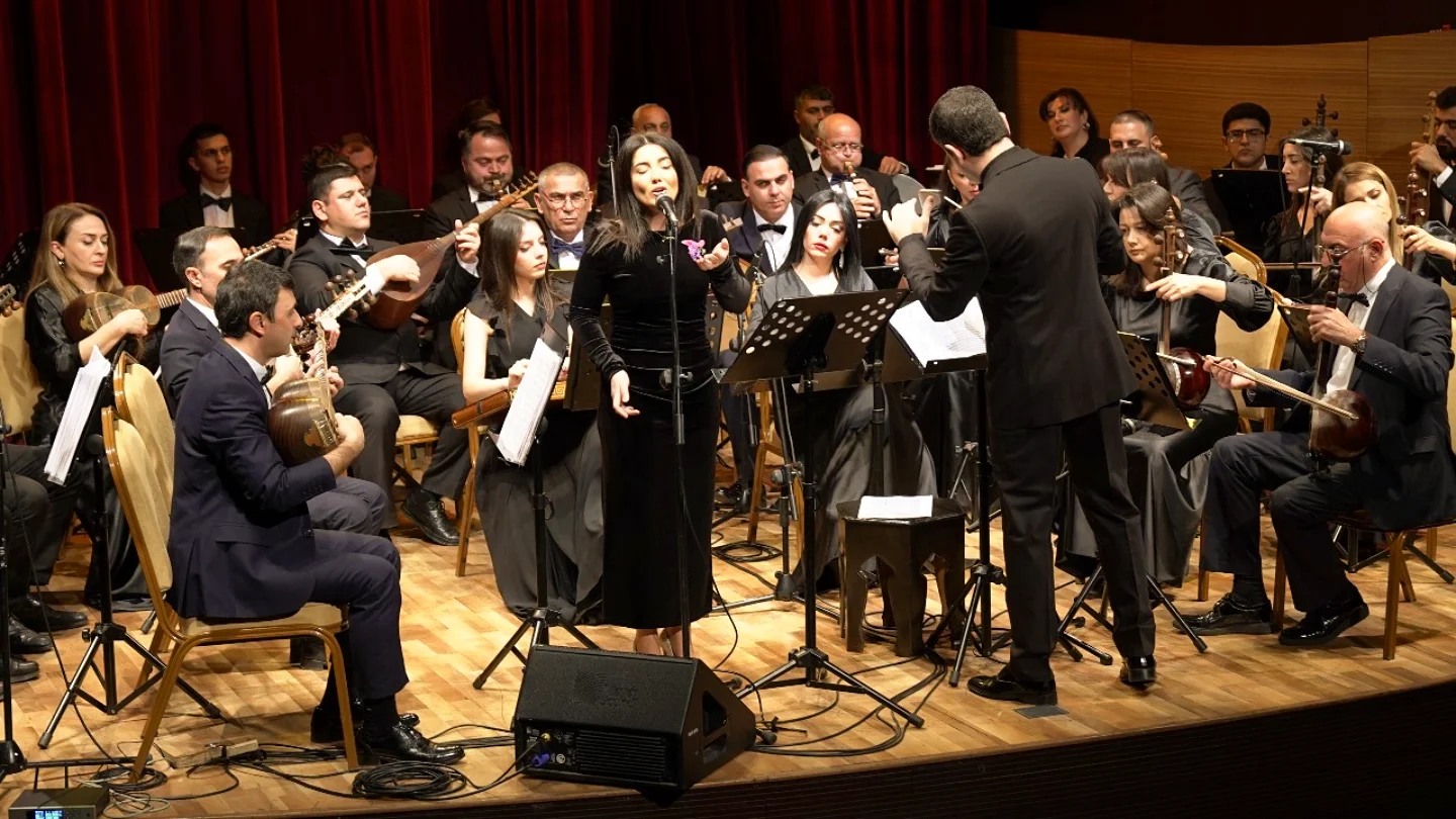 COP29 qonaqları üçün Azərbaycan klassiklərinin əsərləri təqdim olunub - FOTO