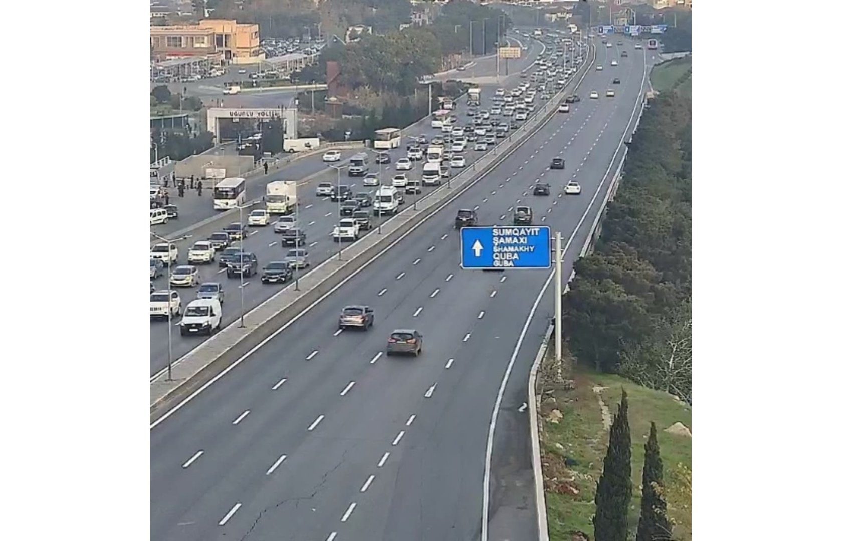 Sürücülərin NƏZƏRİNƏ: bu yollarda tıxac var - SİYAHI