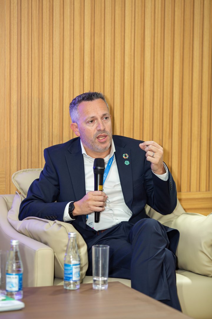 Azercell “Dayanıqlıllığın təmin edilməsində təşkilatların rolu” mövzusunda panel müzakirəsi keçirib (FOTO)