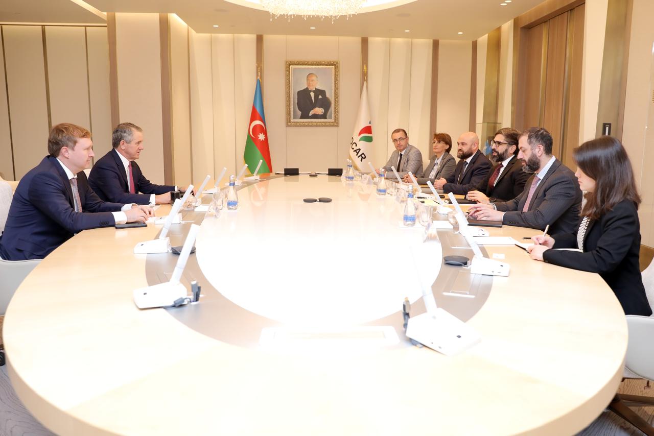 SOCAR prezidenti “DeGolyer and MacNaughton” şirkətinin sədri ilə yataqların işlənmə planının optimallaşdırılmasını müzakirə edib (FOTO)