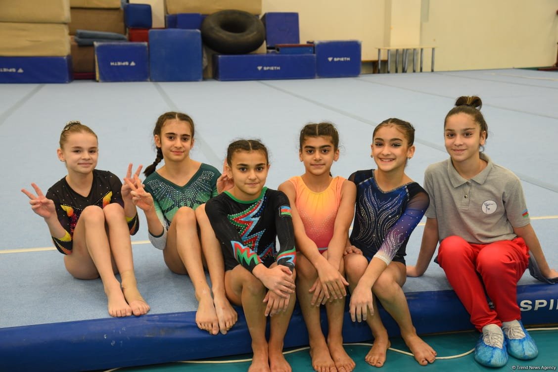 Kişi idman gimnastikası üzrə 29-cu, qadın idman gimnastikası üzrə 8-ci ölkə çempionatı və birinciliyi davam edir (FOTO)