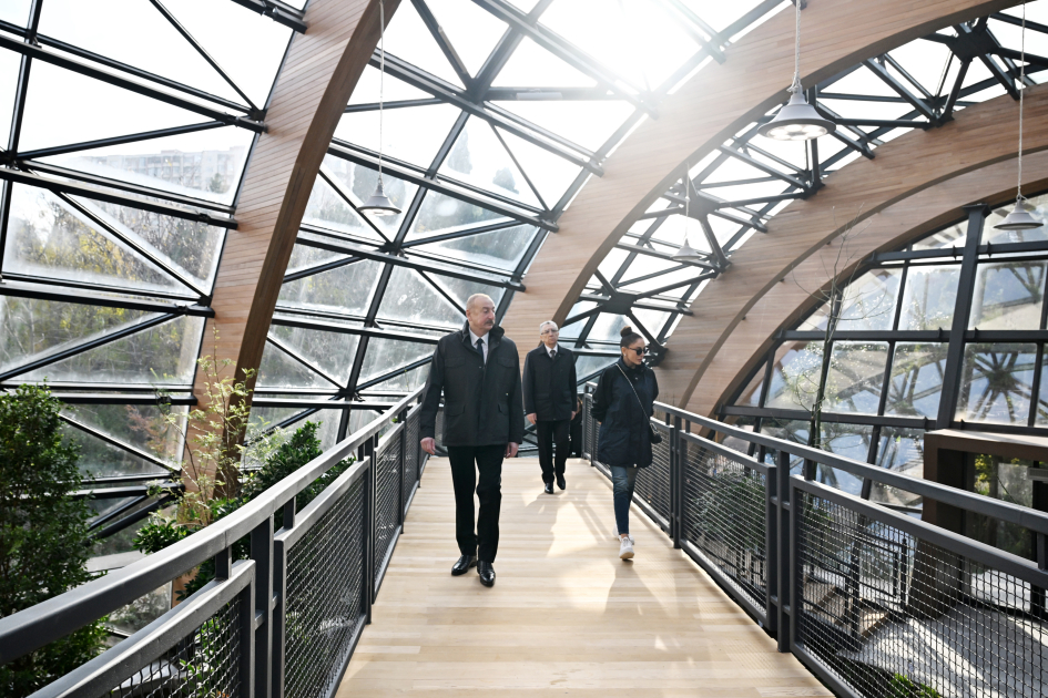 Prezident İlham Əliyev,  Birinci xanım Mehriban Əliyeva və ailə üzvləri Mərkəzi Nəbatat Bağının açılışında iştirak ediblər (FOTO/VİDEO)