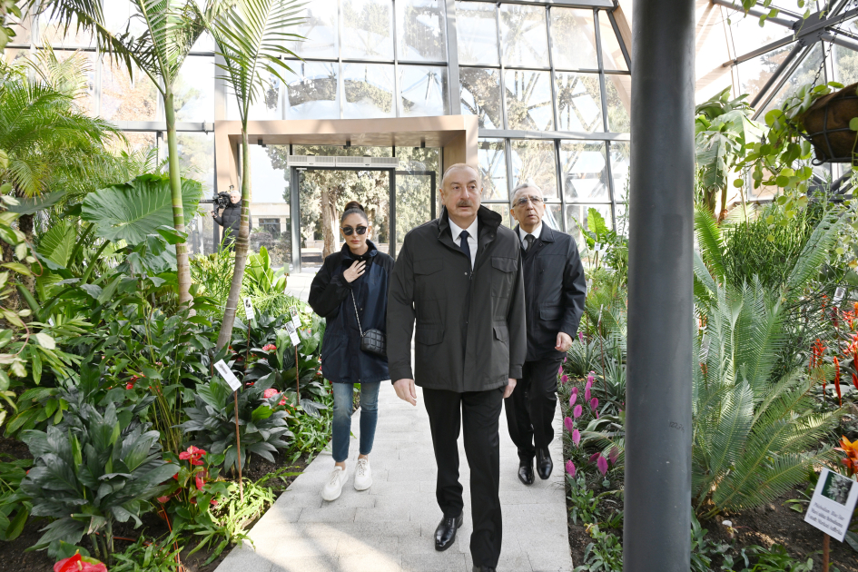 Prezident İlham Əliyev,  Birinci xanım Mehriban Əliyeva və ailə üzvləri Mərkəzi Nəbatat Bağının açılışında iştirak ediblər (FOTO/VİDEO)