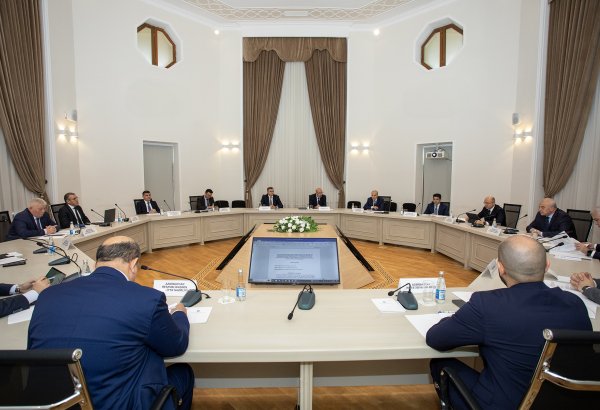 Elektrik enerjisi bazarı ilə bağlı yaradılmış Koordinasiya Şurasının iclası keçirilib (FOTO)