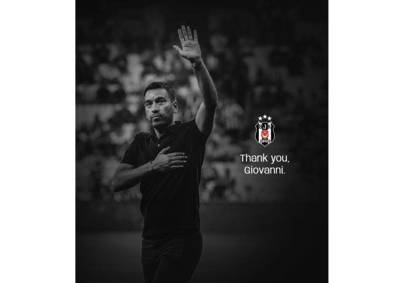 "Beşiktaş"ın baş məşqçisi Covanni van Bronxorst istefaya göndərilib