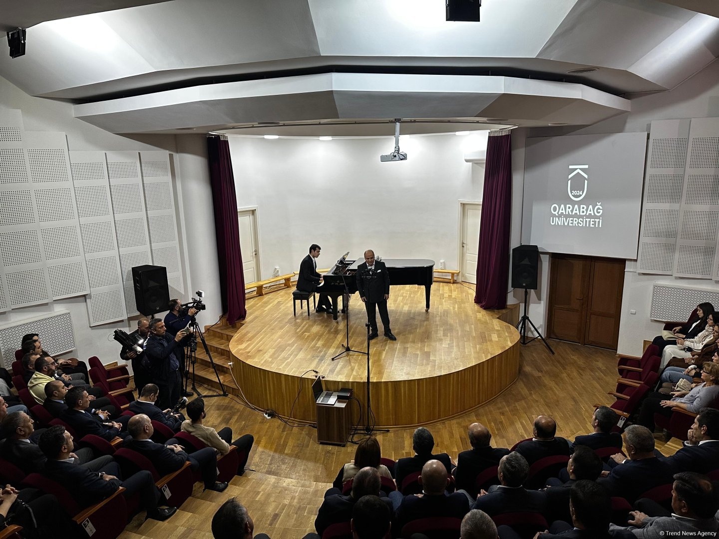 Xankəndidə Qarabağ Universitetinin yaradılmasının ildönümü ilə bağlı konsert təşkil edilib (FOTO)