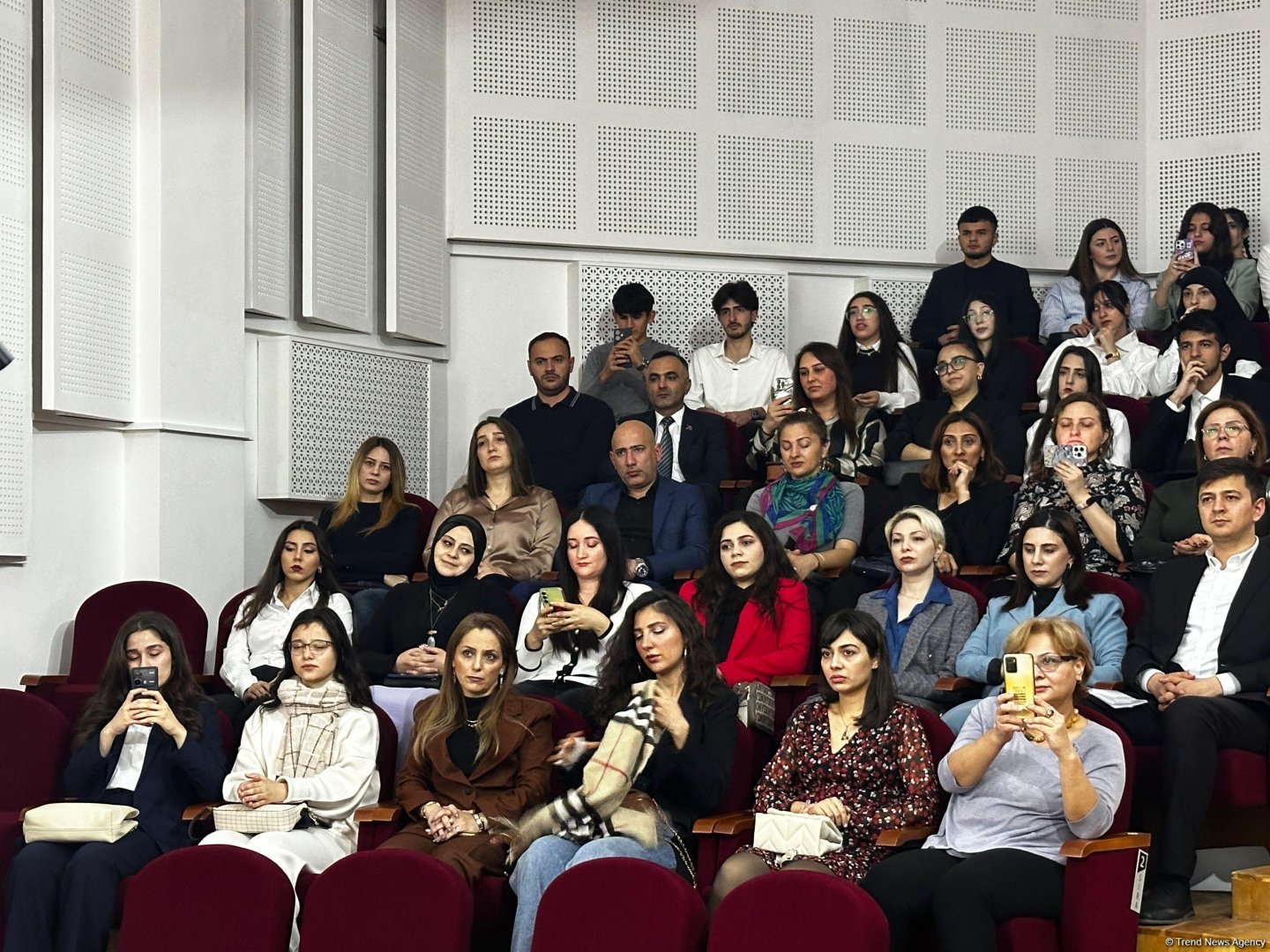 Xankəndidə Qarabağ Universitetinin yaradılmasının ildönümü ilə bağlı konsert təşkil edilib (FOTO)