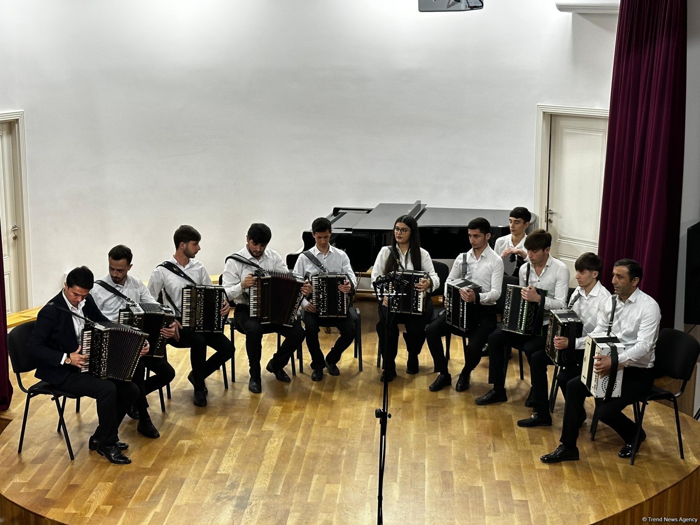 Xankəndidə Qarabağ Universitetinin yaradılmasının ildönümü ilə bağlı konsert təşkil edilib (FOTO)