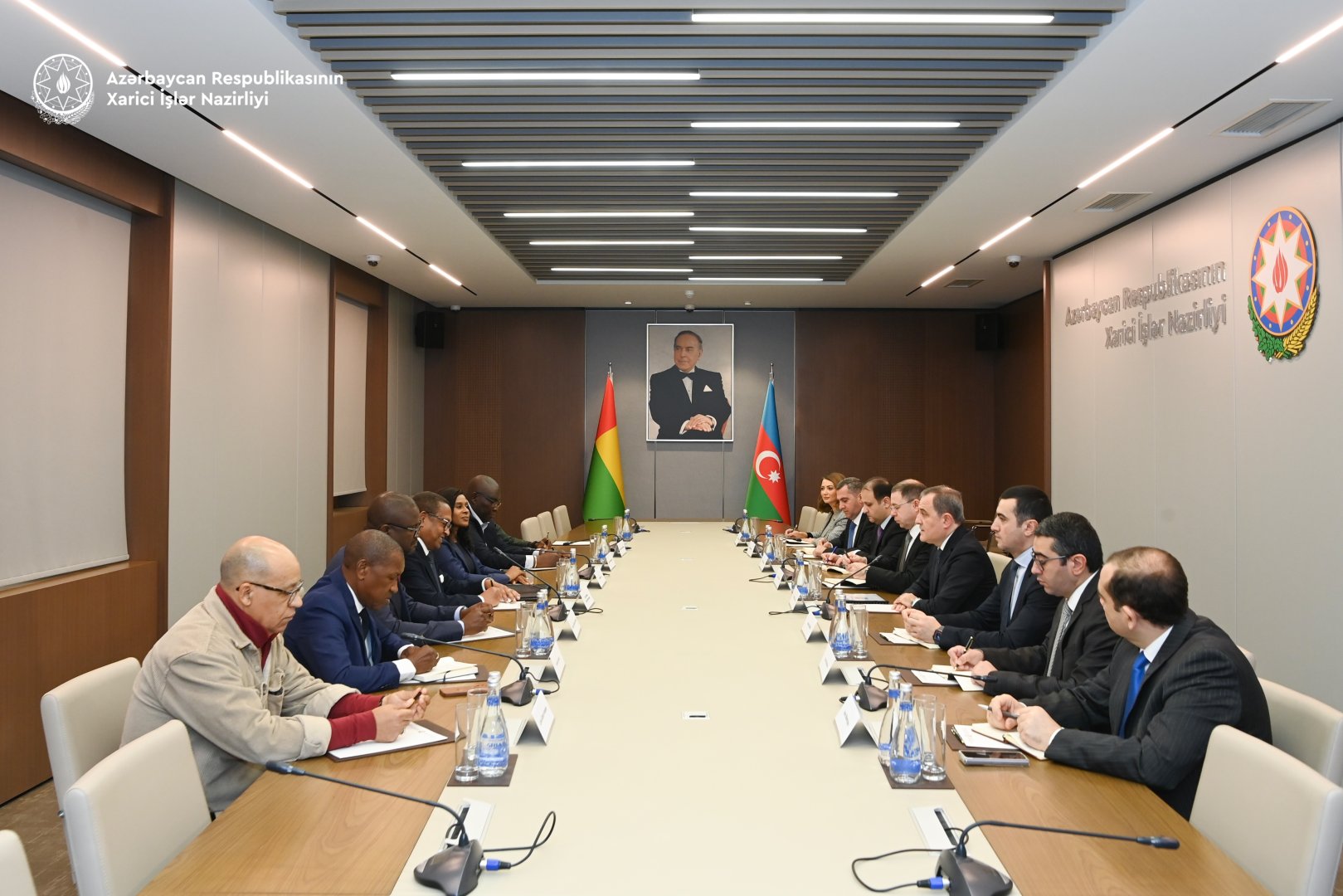 Qvineya-Bisau ilə siyasi məsləhətləşmələr mexanizmi işlək vəziyyətə gətirilməlidir - Nazir (ƏLAVƏ EDİLİB)