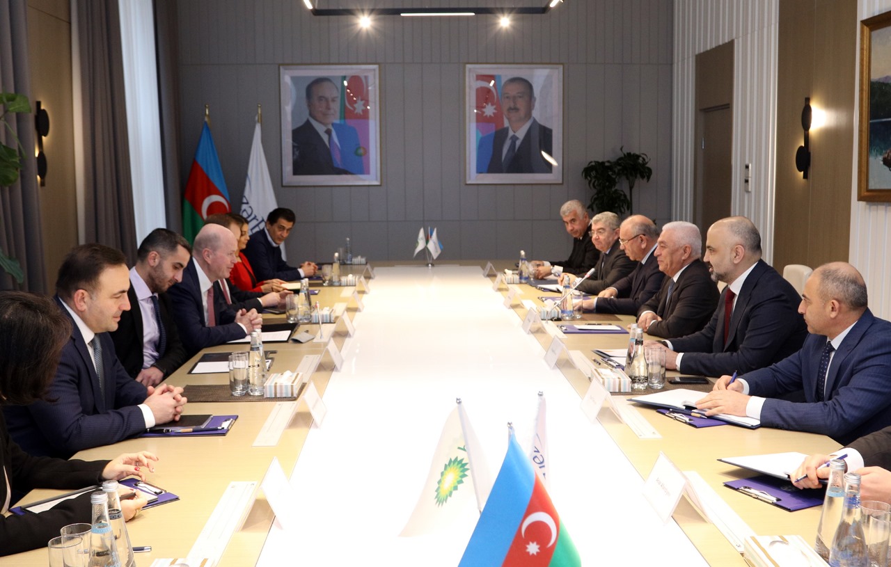 "AzərEnerji" və BP Şirkəti arasında müzakirələr aparılıb (FOTO)