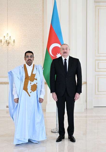 Prezident İlham Əliyev Mavritaniyanın Azərbaycanda yeni təyin olunmuş səfirinin etimadnaməsini qəbul edib (FOTO/VİDEO) (YENİLƏNİB)
