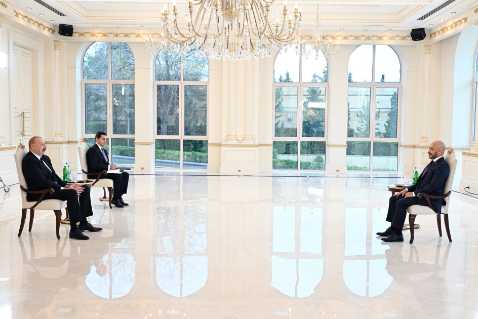 Prezident İlham Əliyev El-Salvadorun ölkəmizdə yeni təyin olunmuş səfirinin etimadnaməsini qəbul edib (FOTO/VİDEO) (YENİLƏNİB)