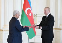 Prezident İlham Əliyev Yəmənin Azərbaycanda yeni təyin olunmuş səfirinin etimadnaməsini qəbul edib (FOTO/VİDEO) (YENİLƏNİB)