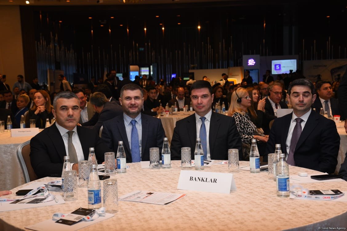 Bakıda Beynəlxalq Bankçılıq Forumunun birinci günü başa çatıb (FOTO) (ƏLAVƏ EDİLİB)