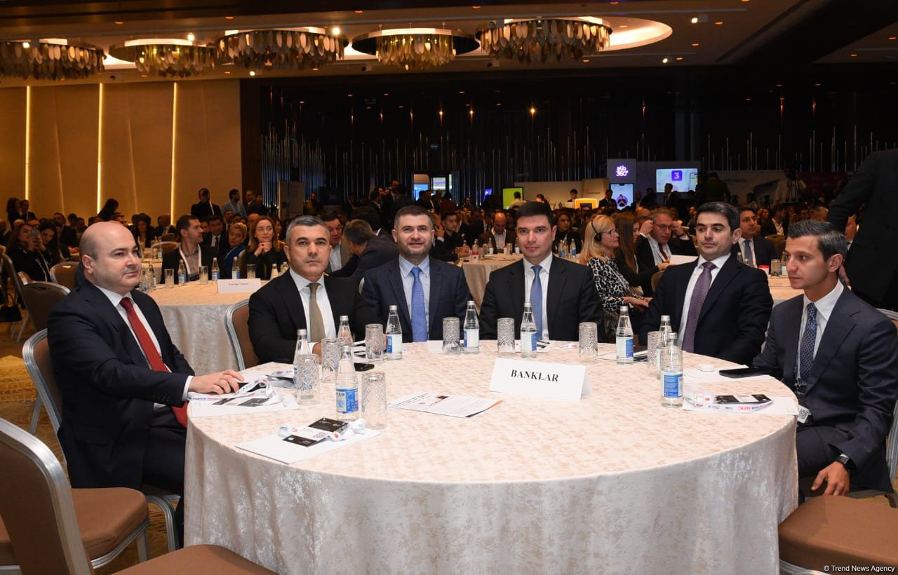 Bakıda Beynəlxalq Bankçılıq Forumunun birinci günü başa çatıb (FOTO) (ƏLAVƏ EDİLİB)