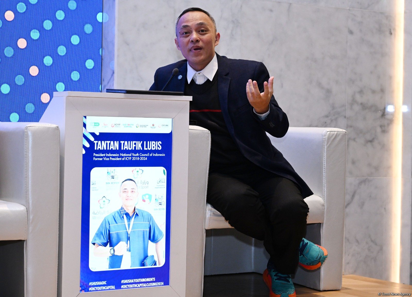 Şuşada "İƏT Ölkələri Gənclər Təşkilatları forumu"nun panel müzakirəsi keçirilib (FOTO)