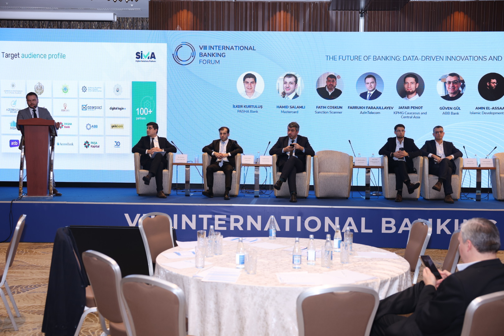 “AzInTelecom” VIII Beynəlxalq Bankçılıq Forumunda (FOTO)