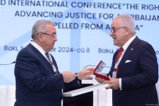 Qərbi Azərbaycan İcmasının fəxri üzvlük sertifikatları təqdim edilib (FOTO)
