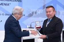 Qərbi Azərbaycan İcmasının fəxri üzvlük sertifikatları təqdim edilib (FOTO)