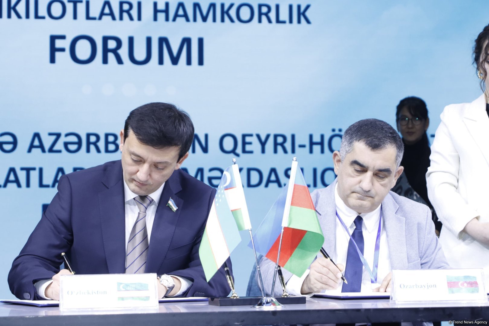 Daşkənddə Azərbaycan və Özbəkistan QHT-ləri arasında əməkdaşlıq memorandumları imzalanıb (FOTO)