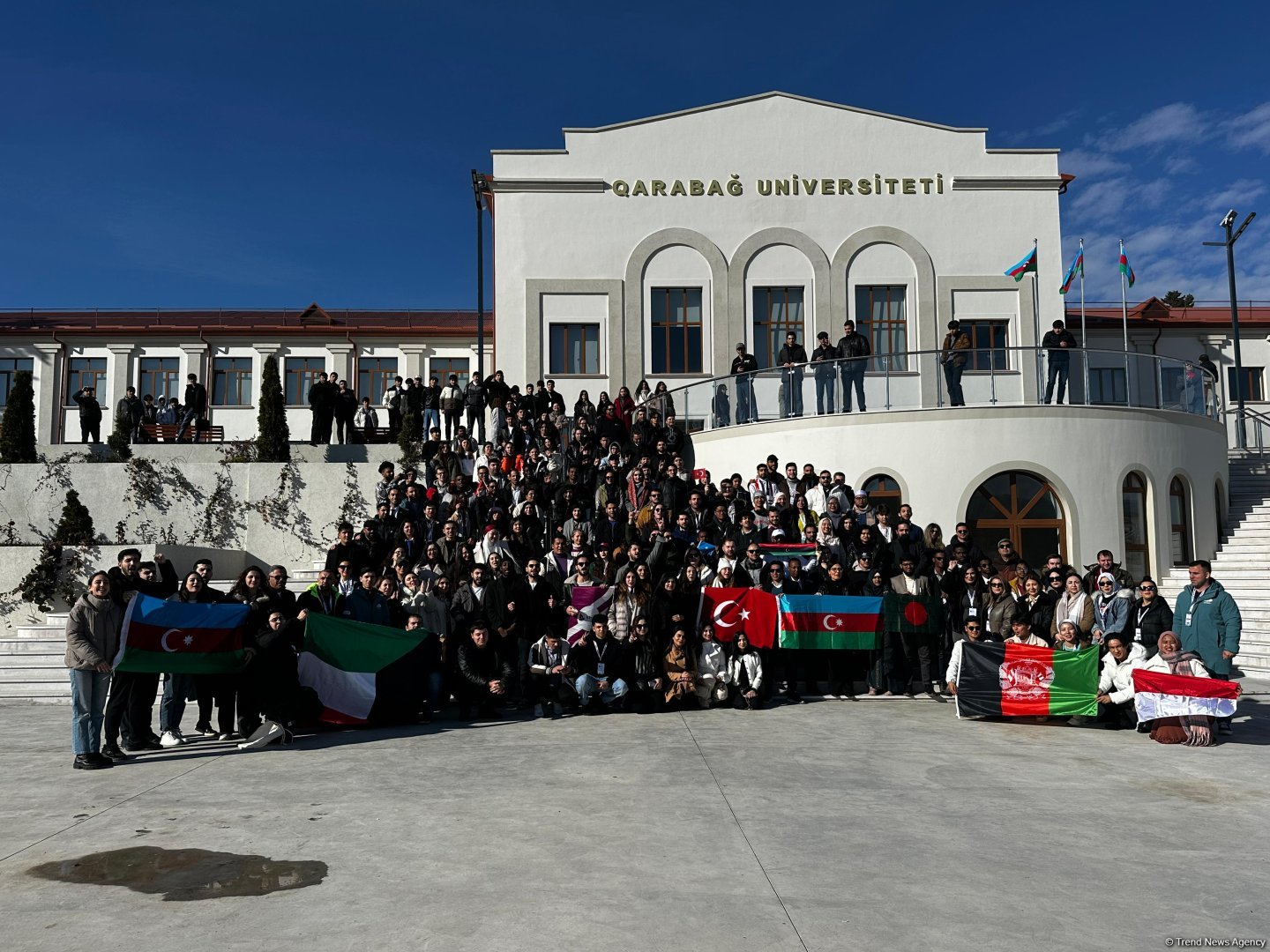 "Şuşa - İƏT-in Gənclər Paytaxtı 2024" Beynəlxalq Proqramının iştirakçıları Şuşa  və Xankəndi turuna çıxıblar (FOTO)