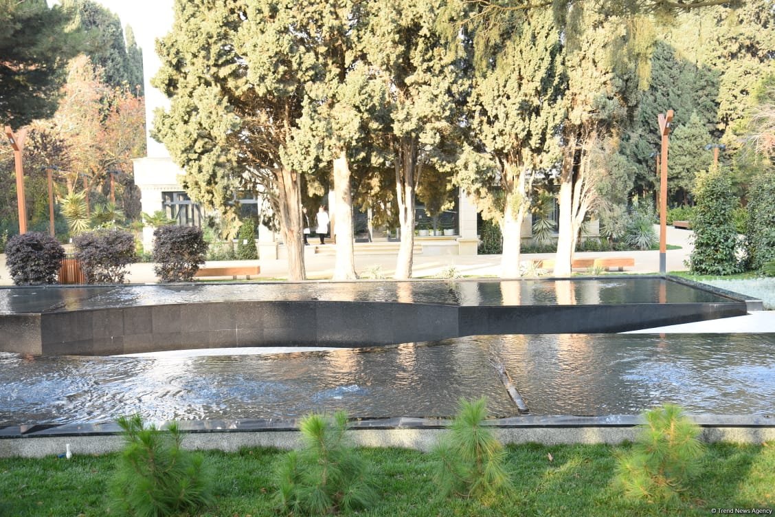 Bakıda 90 yaşlı təbiət fondu - Mərkəzi Nəbatat Bağından FOTOREPORTAJ