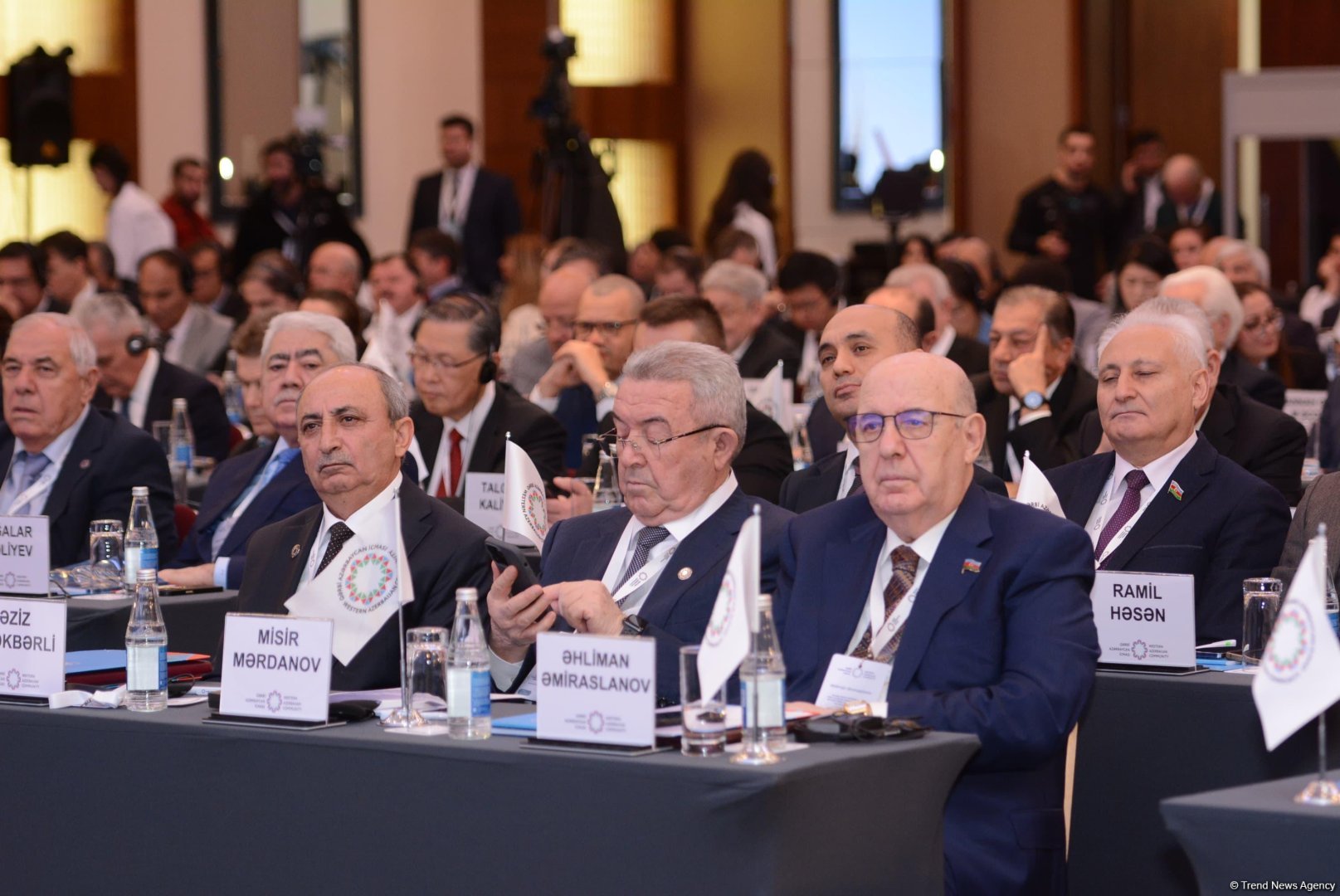 Bakıda “Qayıdış hüququ – Ermənistandan zorla çıxarılan Azərbaycanlılar üçün ədalətin təşviqi” 
mövzusunda ikinci beynəlxalq konfrans keçirilib (FOTO) (ƏLAVƏ EDİLİB)