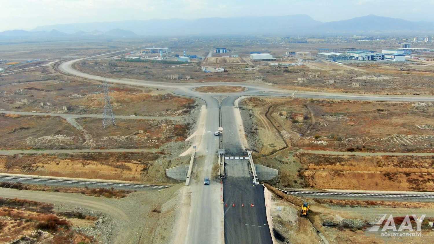 Ağdam-Füzuli avtomobil yolunda tikinti işlərinin 82% icra olunub (FOTO)