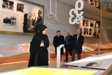 Beynəlxalq parlament konfransının iştirakçıları Heydər Əliyev Mərkəzi ilə tanış olublar (FOTO)